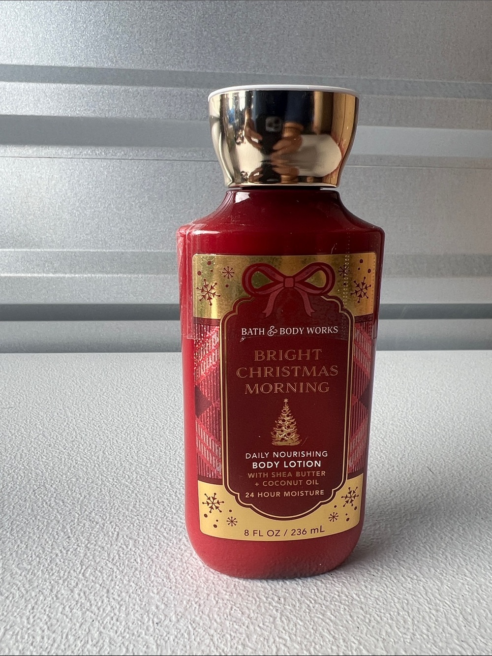 Bath & Body Works Bright Christmas moisturizer Body Lotion - z14
